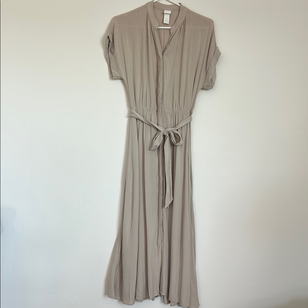H&M Tan Maxi Dress with Flowing Design